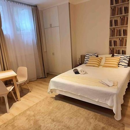 Studio Flat In The Center Of بودابست المظهر الخارجي الصورة